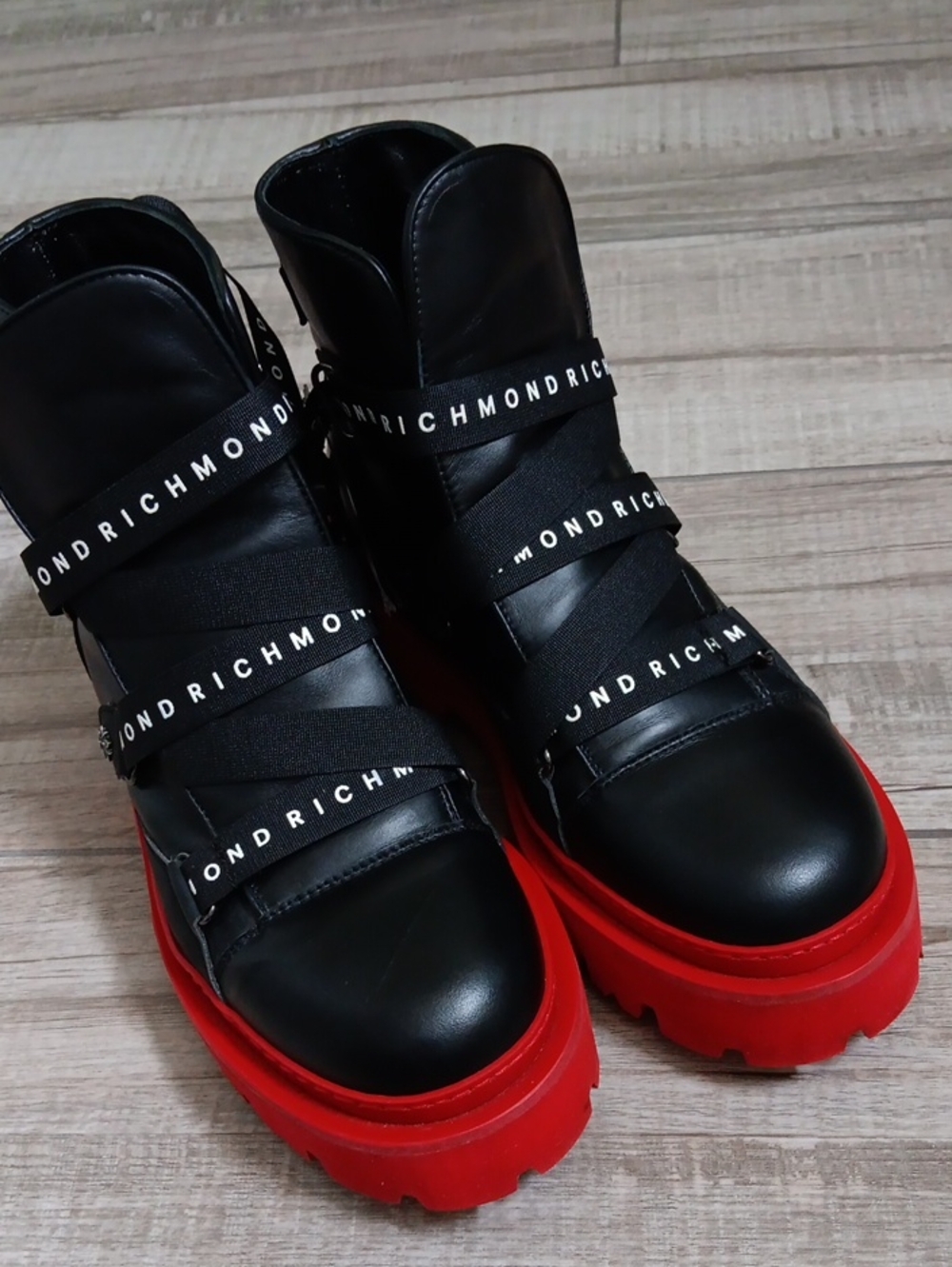 JOHN RICHMOND..TRACK SOLE BOOTS..SIZE 42